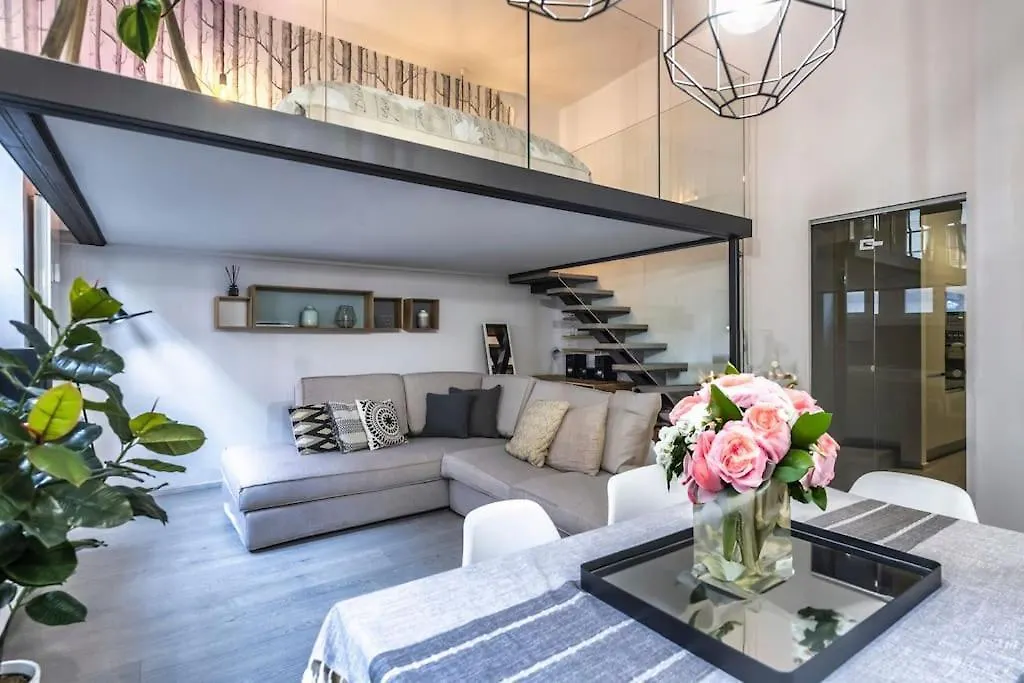 Contemporary Loft - Milan Central Station Italy